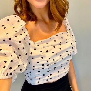 SABOSKIRT NWT cropped puff sleeve polka dot top